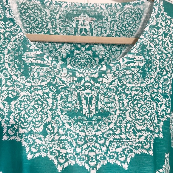 Women’s top in teal and white | Size PL | SO SOFT! | NWT - Picture 5 of 8